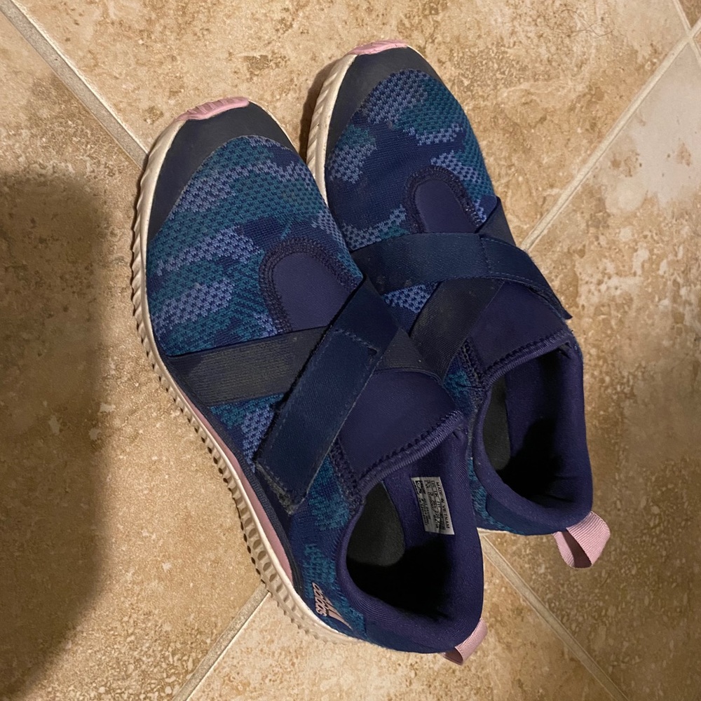 Adidas youth runners